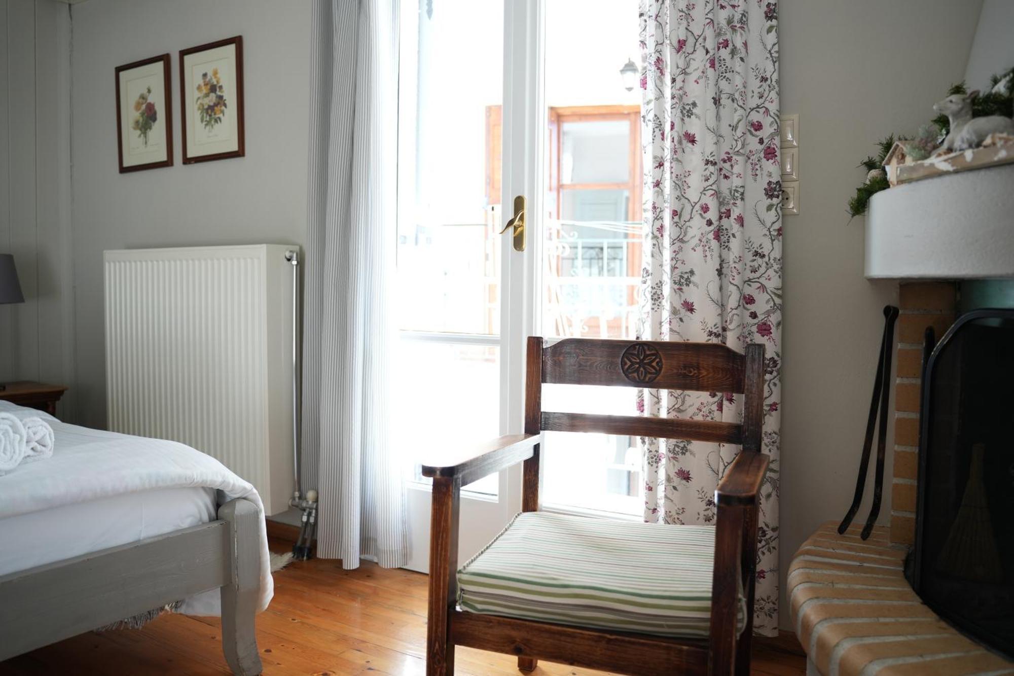 Guesthouse Doma Est 1991 Arachova Exteriér fotografie